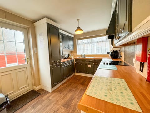 Beach House by Visit Cleethorpes House in Cleethorpes