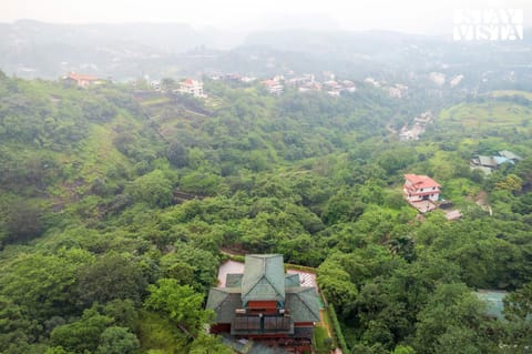 Bird's eye view, Mountain view