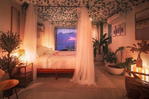 Bed, Night, View (from property/room), Bedroom, City view, Mountain view, Sea view, Sunset