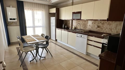 Corner Luxury Suit Apartment in Ankara