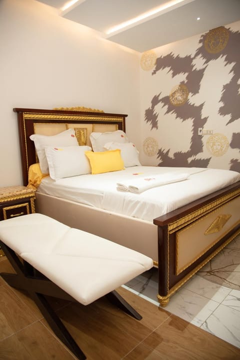 Résidence Le Sommet - Chambre Versace Apartment hotel in Douala