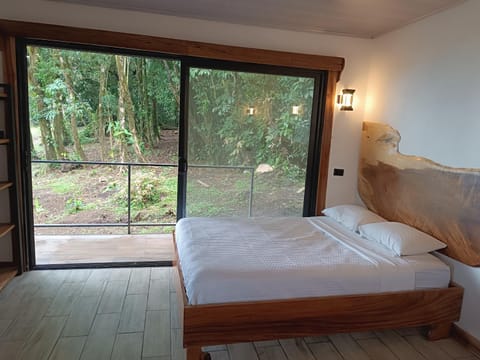 Bed, Garden, Photo of the whole room, Bedroom, Garden view