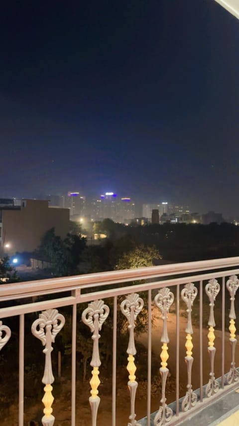 Balcony/Terrace, City view