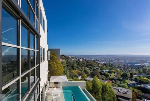 Natural landscape, Bird's eye view, City view, Pool view