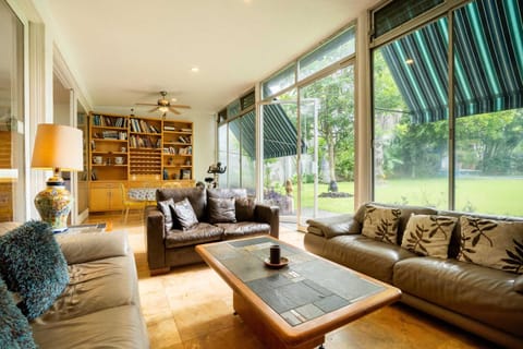 Garden, Library, Living room, Seating area, Garden view