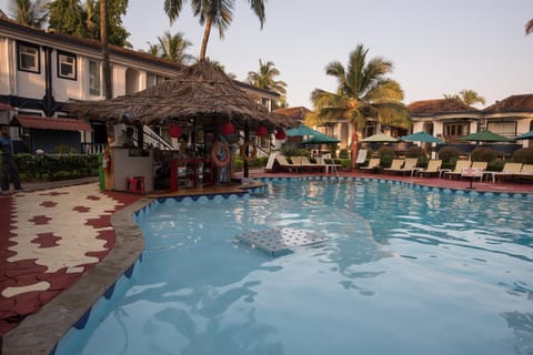 Pool View Studio Apartment in Candolim Beach Resort Condo in Baga