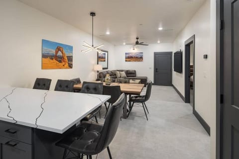 Vizcaya #9 - Moab's Newest Luxury Rental Apartment in Spanish Valley