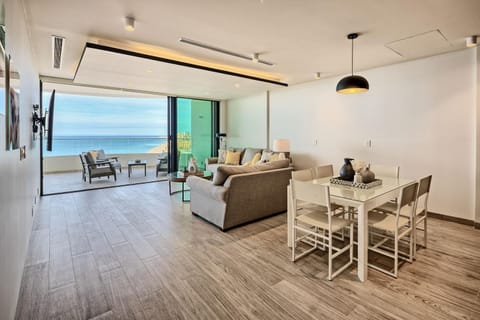 Oceanfront Vibes Iconic Beachside Getaway House in Rocky Point