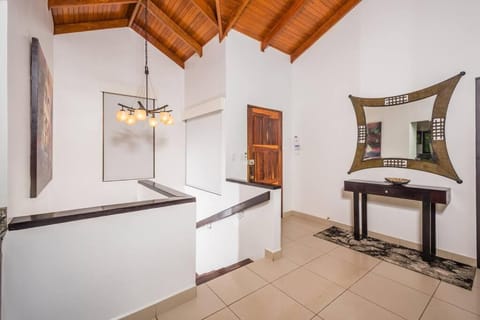 Beachfront villa - Casa Colibri Villa in Playa Flamingo