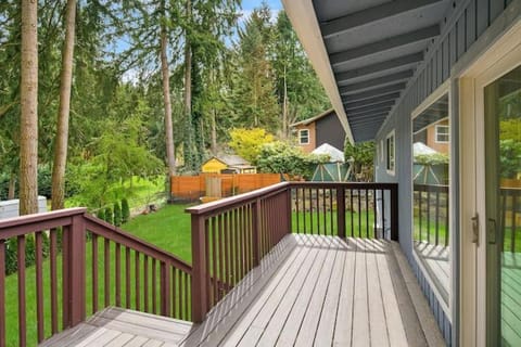 Remodeled Bellevue Family home w AC close to everything House in Bellevue