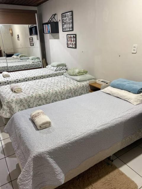 Kitnet com quarto amplo e cozinha Santarém- Pará Apartment in Santarém