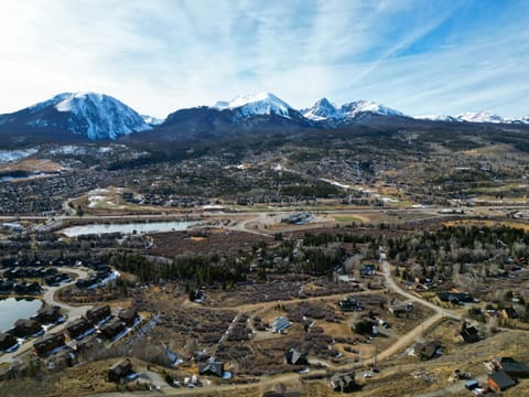 11 Stormwatch Circle 4Br 3,5Ba home House in Silverthorne