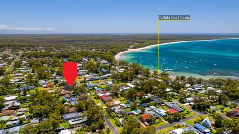 CHAP41CUP - Upstairs on Coco Apartment in Callala Bay