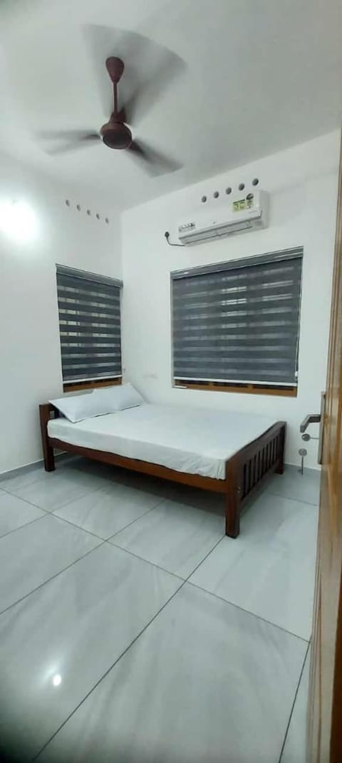 One Bhk apartment by Saj tower Apartment in Kochi