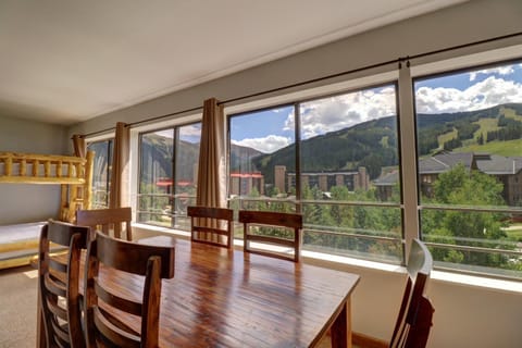 BE306 Bridge End 2Br 2Ba condo Apartment in Copper Mountain