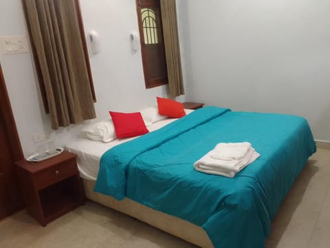 Peaceful Rooms at Pande Residency Bed and Breakfast in Canacona