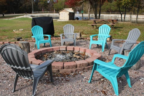 Patio, BBQ facilities