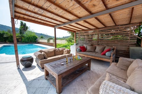 Patio, Pool view