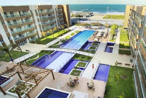 Bird's eye view, Pool view