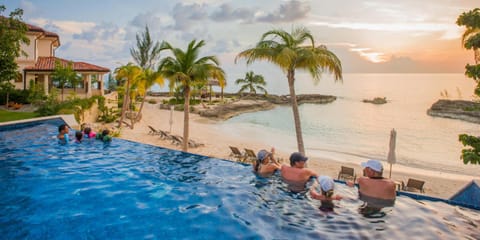 Day, Natural landscape, Pool view, Sea view, Swimming pool