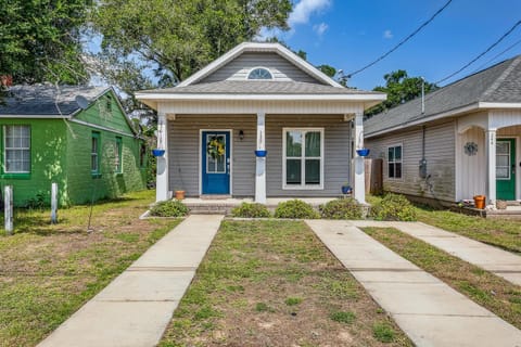 Coastal Cozy - 3B Pensacola Home House in Pensacola