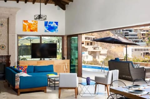 6BD Villa with Ocean Views in Cabo Villa in Cabo San Lucas