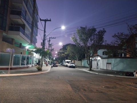 Neighbourhood, Street view