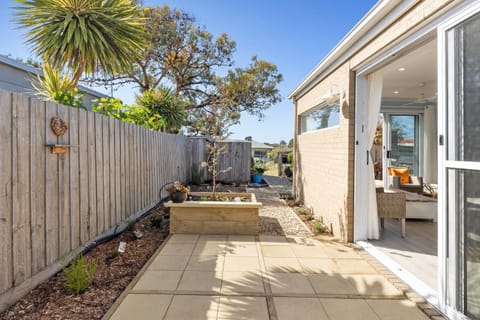 Patio, Garden