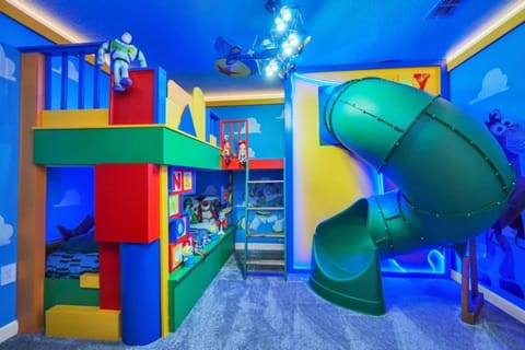 Kids's club, Bedroom