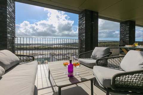 View (from property/room), Balcony/Terrace