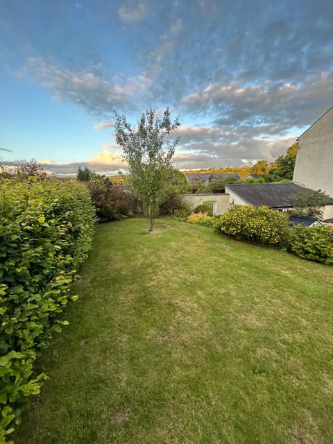 Garden, Garden view