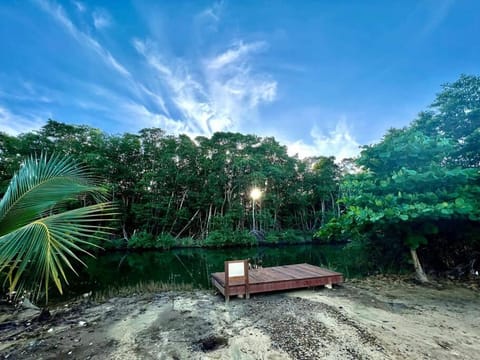 Beachfront jesperfortin at ma il com Views House in Stann Creek District