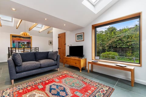 Living room, Garden view