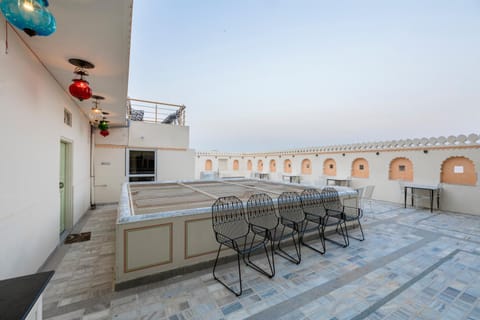 Balcony/Terrace, Internal: Not applicable to any particular room