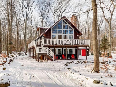 Property building, Day, Natural landscape, Winter