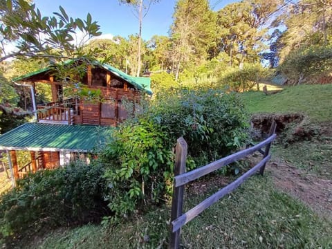 Cabaña Bosque Encantado - A Classic Paradise! Chalet in Cartago Province, Costa Rica