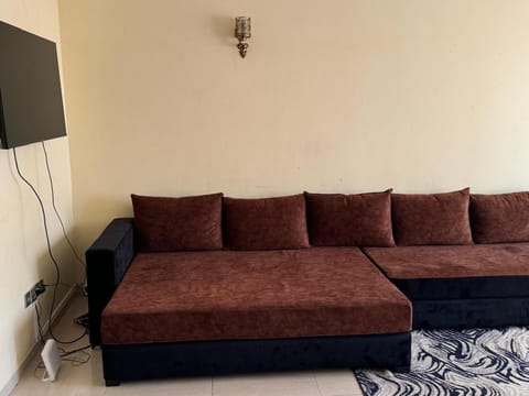 Communal lounge/ TV room, TV and multimedia, Living room, Seating area, Evening entertainment