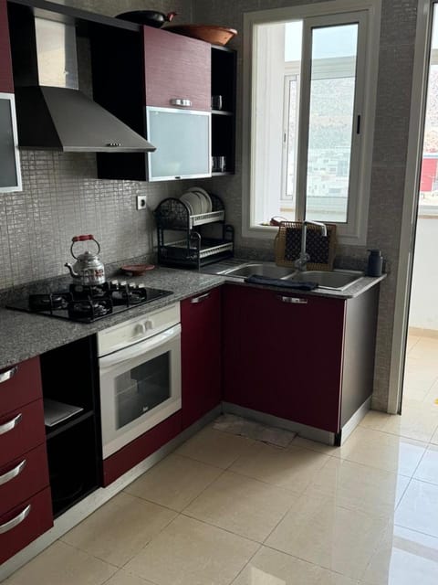 Kitchen or kitchenette, dishwasher, minibar, pet friendly, stove, toaster