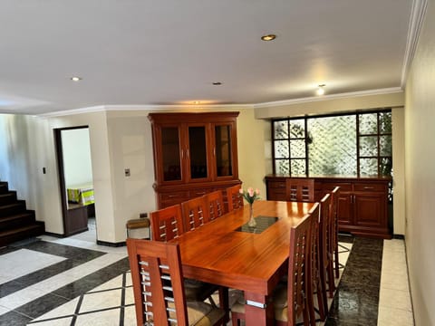 Great House, Amazing location!! House in Cochabamba