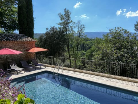 Mas de luxe à Ménerbes : 5 ch, piscine privative, clim, animaux admis, parking - FR-1-708-83 House in Goult