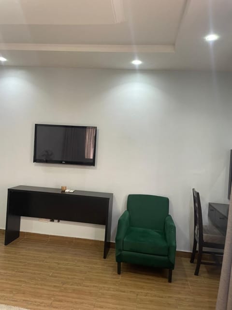 Communal lounge/ TV room, TV and multimedia, Seating area, Evening entertainment