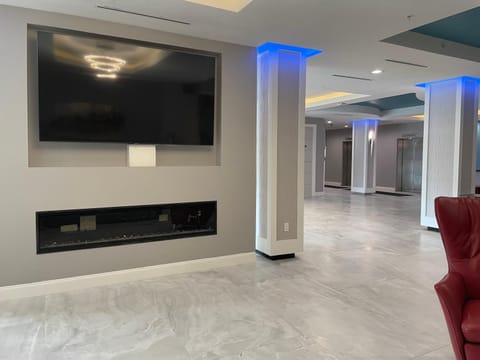 Communal lounge/ TV room, Lobby or reception