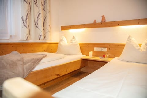 Ferienwohnungen Wolf Apartment in Tyrol