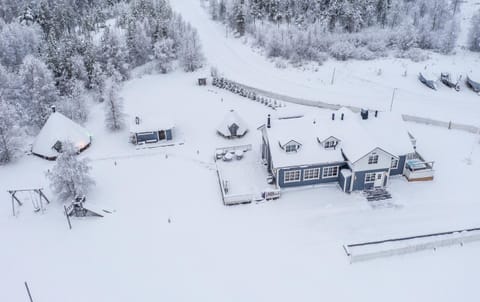 Miekojärvi Resort Villa in Lapland