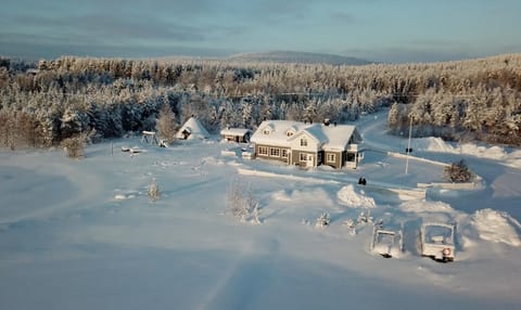 Neighbourhood, Bird's eye view