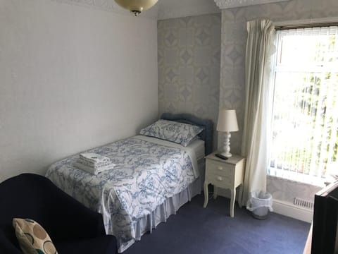 Tanamara Guest House Bed and Breakfast in Bassetlaw District