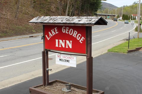 Lake George Inn Hotel in Queensbury