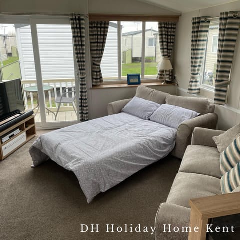 DH Holiday Home Kent Campground/ 
RV Resort in Whitstable