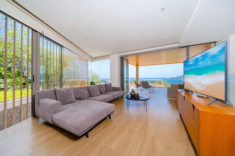 TV and multimedia, View (from property/room), Living room, Seating area, Evening entertainment