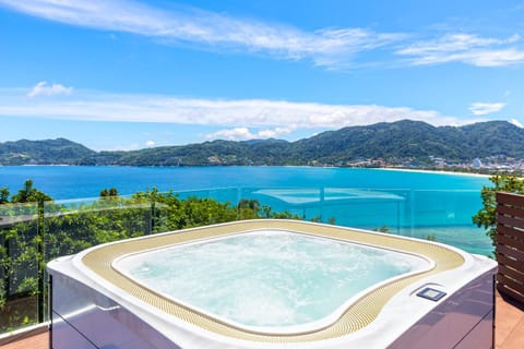 Day, Hot Tub, Balcony/Terrace, Mountain view, Sea view